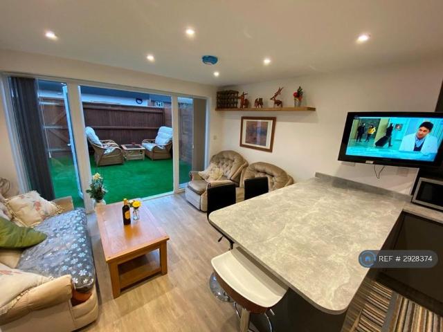 House for rent in Barnwell, Arbury