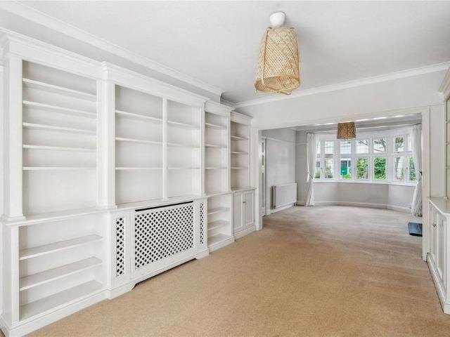 House for rent in Kew, Greater London