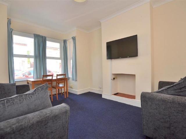 House for rent in Wotton, Gloucester