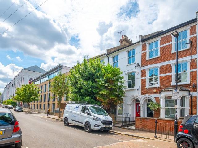 House for rent in Finsbury Park, Greater London