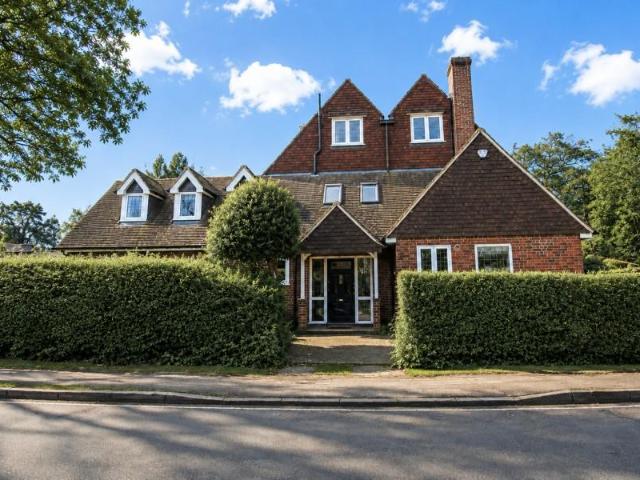 House for rent in Sheerwater, Woking