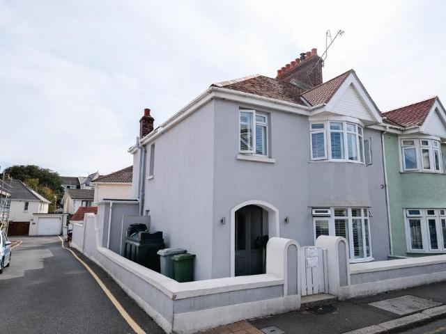 House for rent in St Helier, Greater London