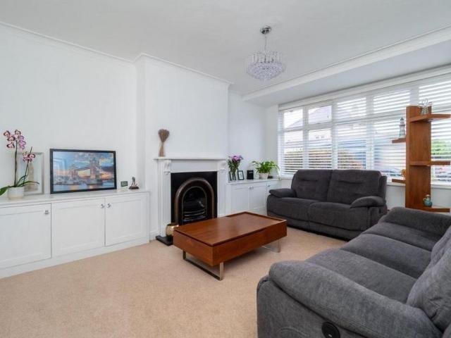 House for rent in Worcester Park, Greater London