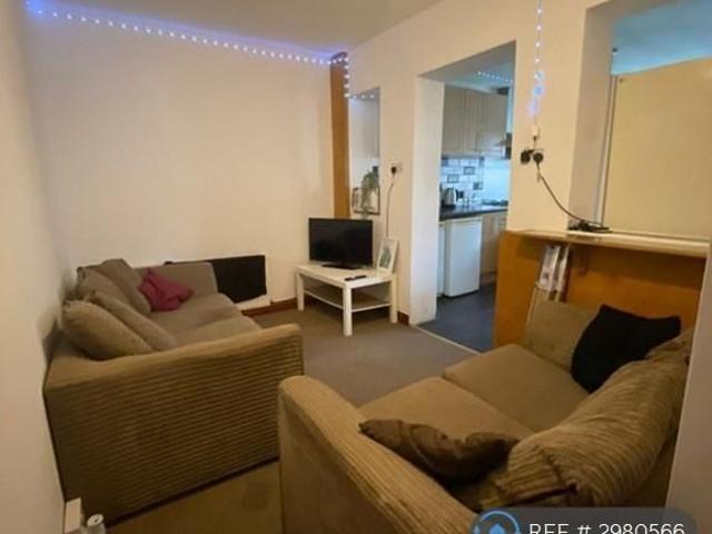 House for rent in Cowley Marsh, The Slade