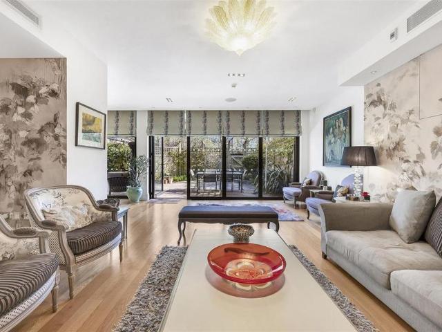 House for rent in London Borough of Barnet, Greater London