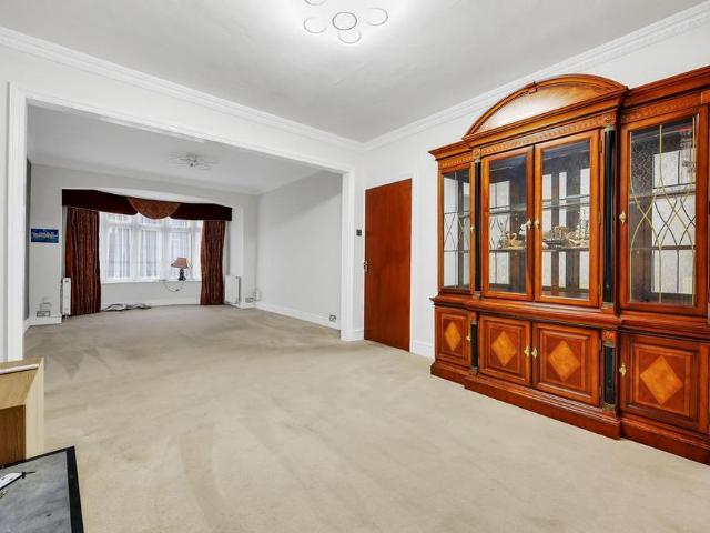 House for rent in London Borough of Redbridge, Greater London