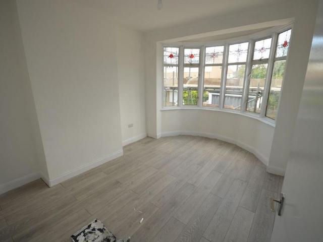 House for rent in Alton Barnes, Essex
