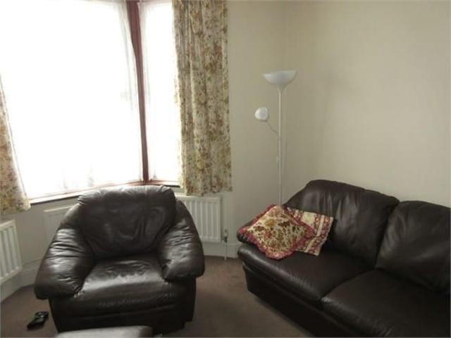 House for rent in Albany Park, Greater London