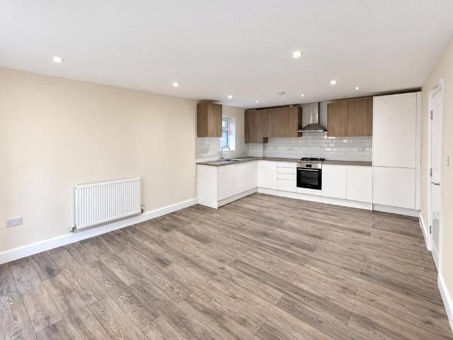 House for rent in Charville, Greater London