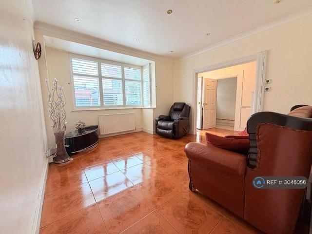 House for rent in London Borough of Merton, Greater London