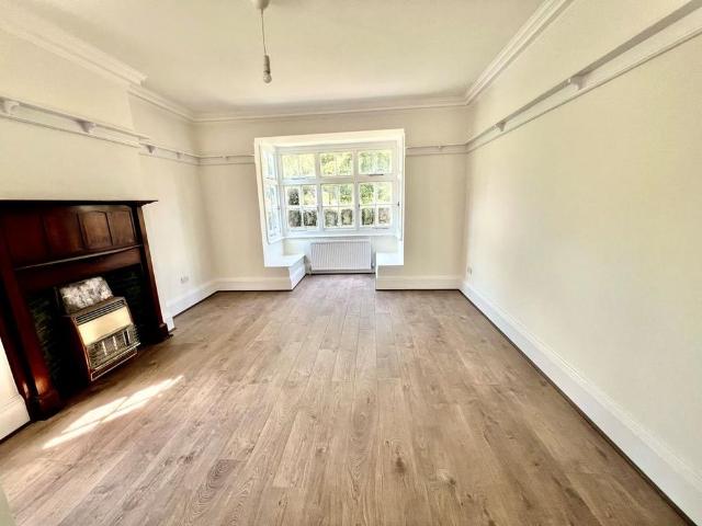 House for rent in London Borough of Ealing, Greater London