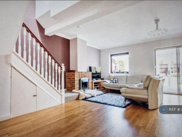 House for rent in London Borough of Croydon, Addiscombe