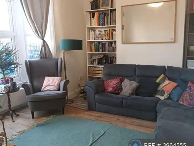 House for rent in London Borough of Southwark, Greater London