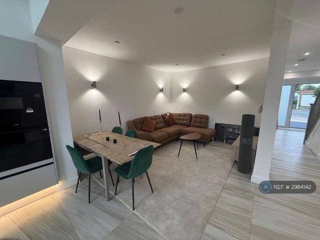 House for rent in Knighton Fields, Leicester