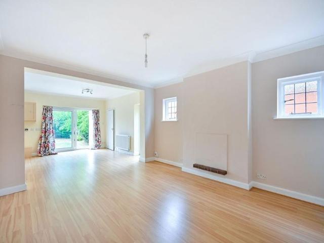 House for rent in New Malden, Greater London