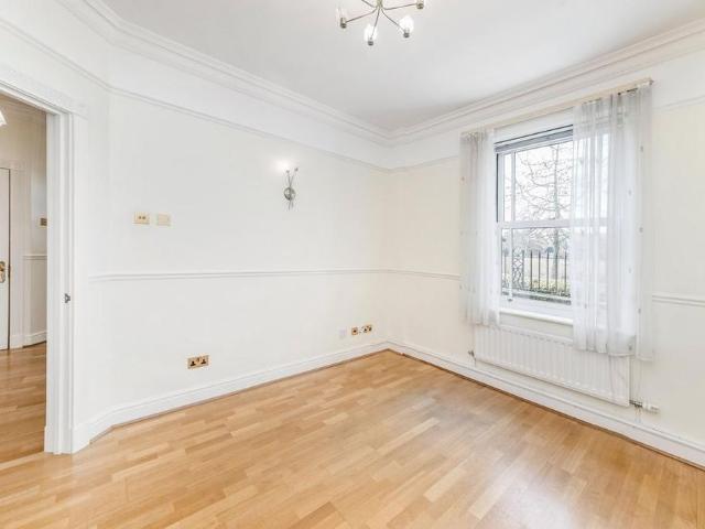 House for rent in London Borough of Richmond upon Thames, Greater London