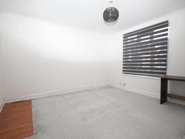 House for rent in Alperton, Greater London
