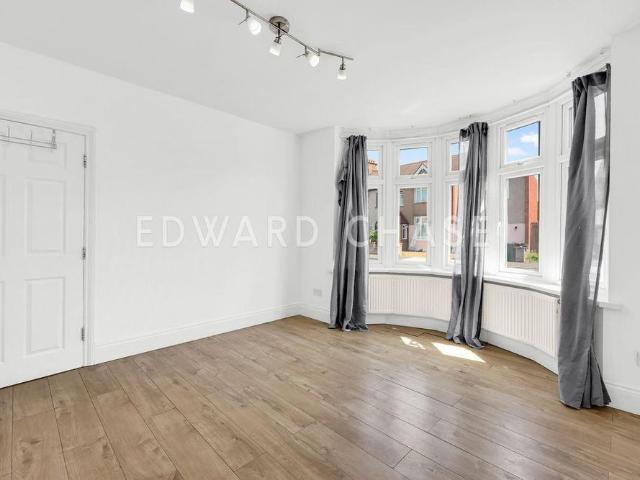 House for rent in Thames View, Greater London