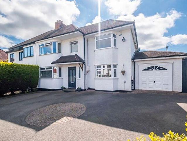 Apartment for rent in Four Oaks, West Midlands