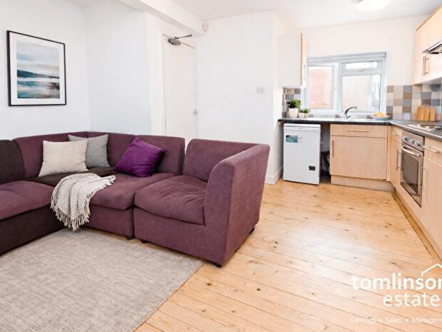 Apartment for rent in Old Lenton, Haddon