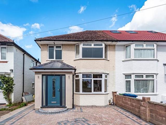 Apartment for rent in Cowley Airfield, The Slade