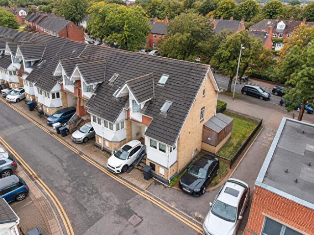 Apartment for rent in Bede Island, Old Wharf
