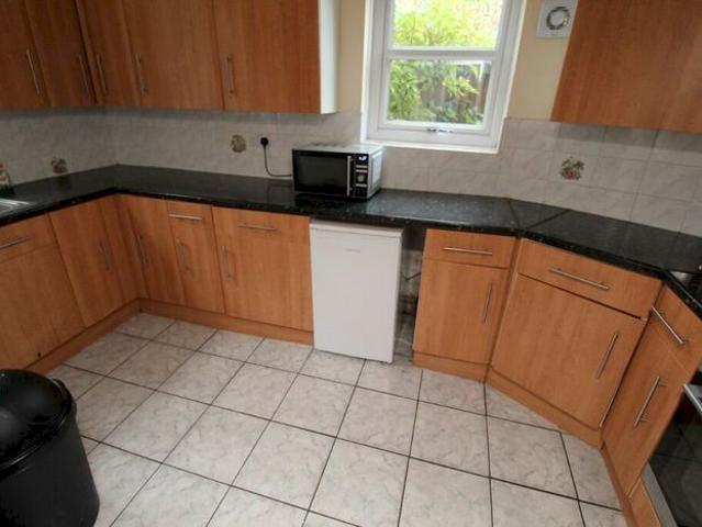 Apartment for rent in Lady Bay, Barton In Fabis