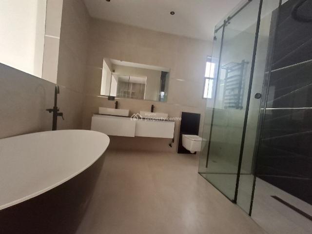 House for sale in Eti Osa, Lagos