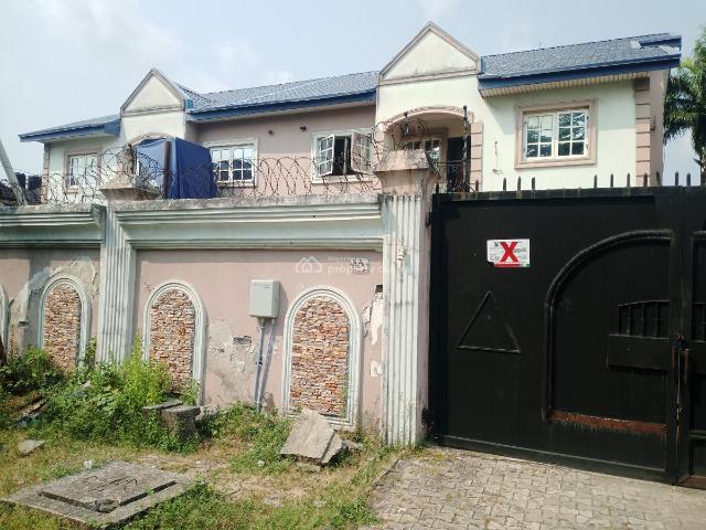 Duplex for rent in Eti Osa, Lagos