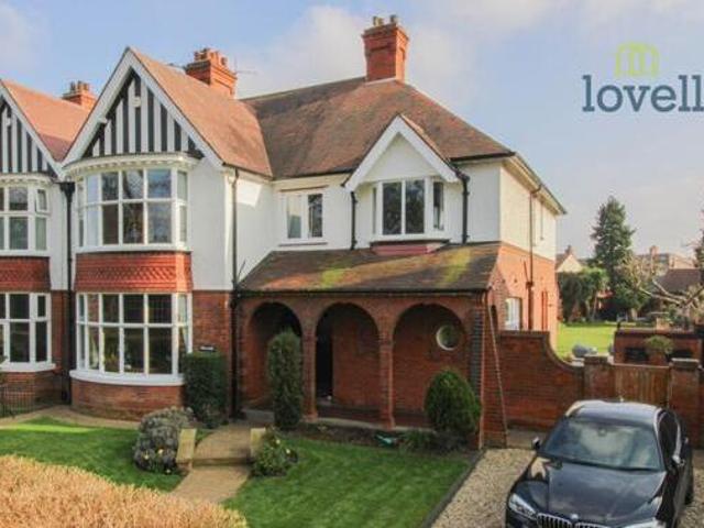 House for sale in Grimsby, North East Lincolnshire
