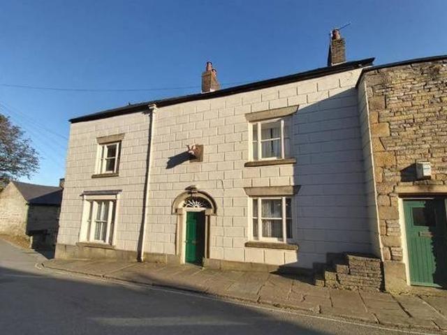 House for sale in Derbyshire Dales, East Midlands