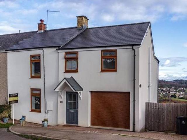House for sale in Gloucestershire