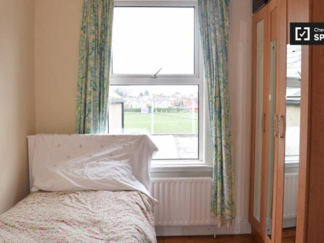 Property to rent in Bluebell, North Tipperary