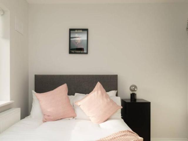 Property to rent in Bluebell, North Tipperary