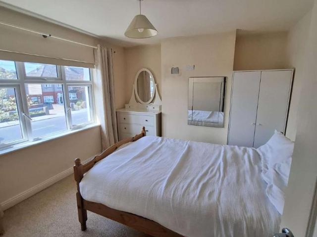 Property to rent in Bluebell, North Tipperary