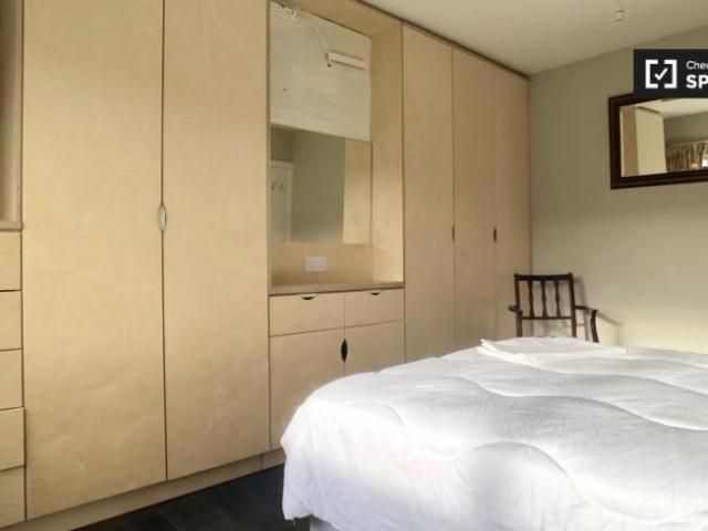 Property to rent in Dublin Docklands, Dublin
