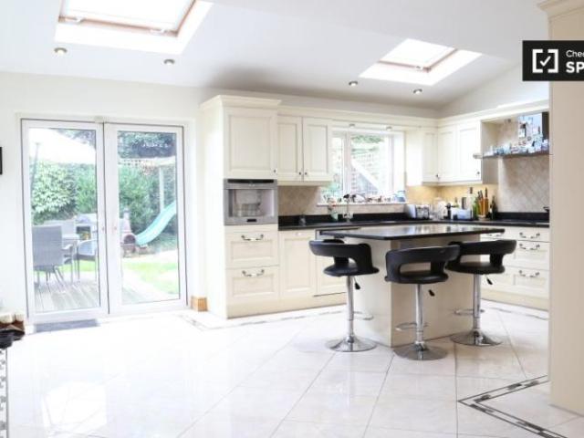 Property to rent in Dublin Docklands, Dublin