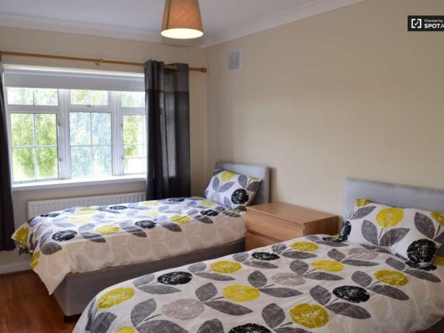Property to rent in Bluebell, North Tipperary