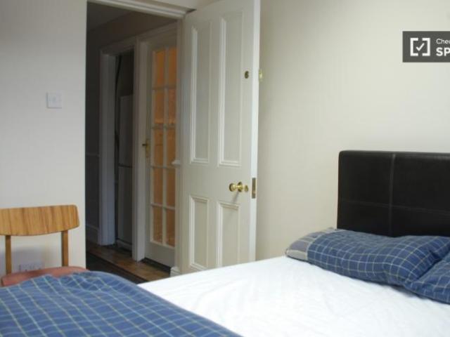 Property to rent in Bluebell, North Tipperary