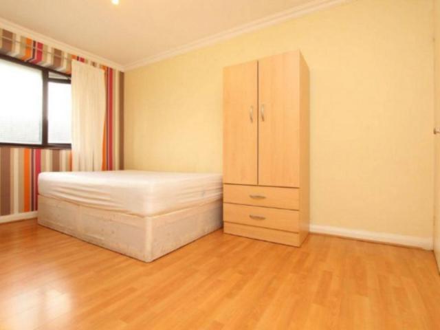 Room for rent in Canning Town, Greater London