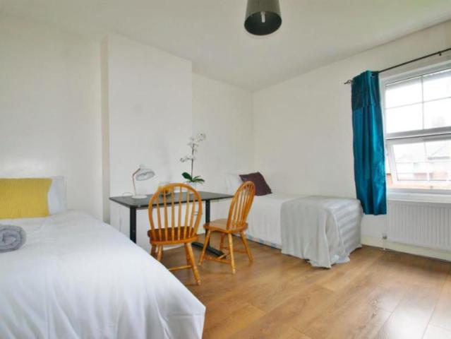 Room for rent in Greater London