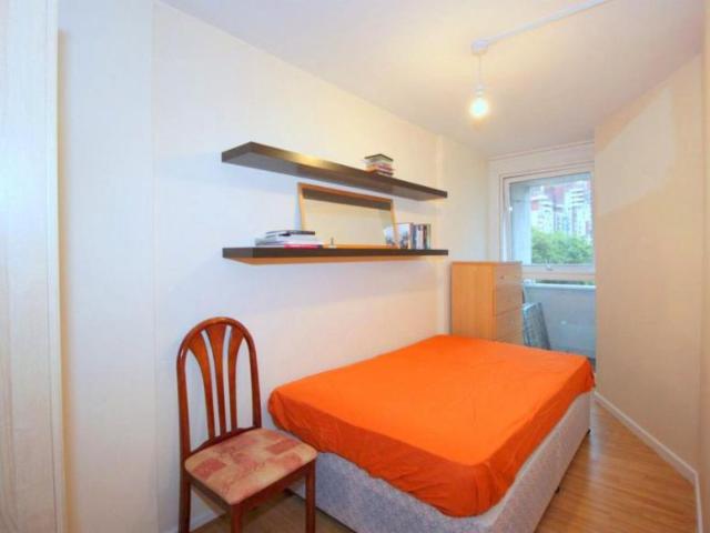 Room for rent in London Borough of Tower Hamlets, Greater London