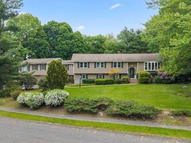 House for sale in Shrewsbury, Massachusetts