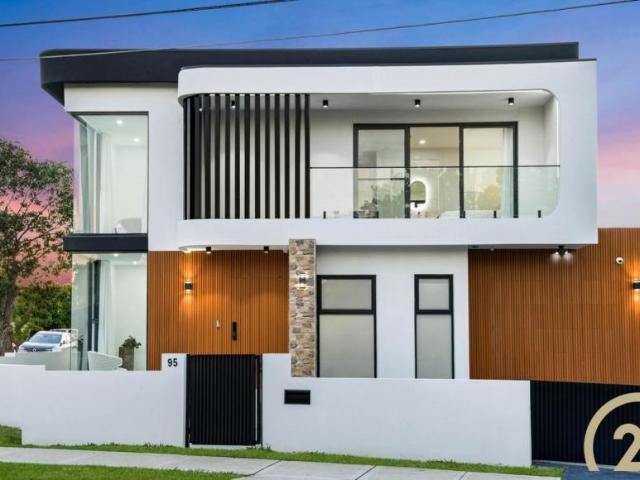 House for sale in Smithfield, New South Wales