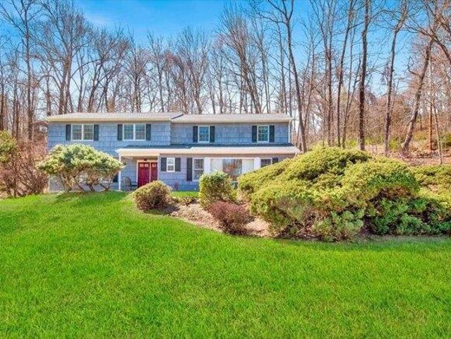 House for sale in Somers