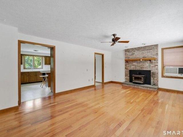 House for sale in South Windsor, Connecticut