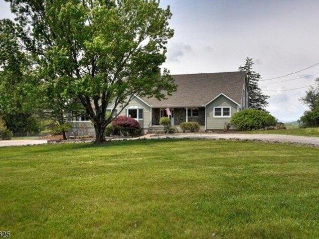 House for sale in Sparta, New Jersey
