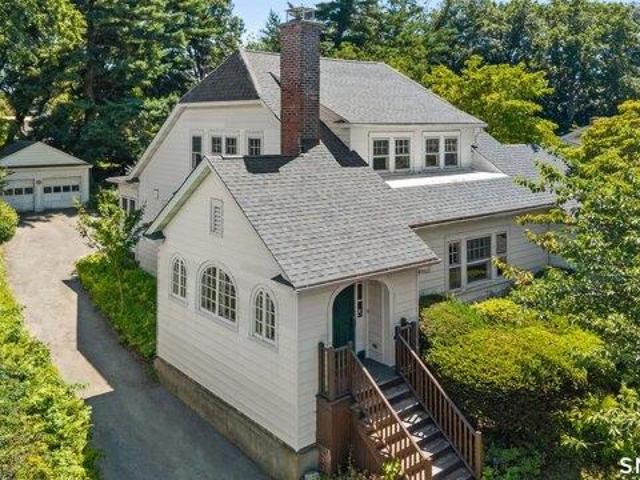 House for sale in Cos Cob, Connecticut