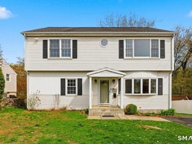 House for sale in Cos Cob, Connecticut