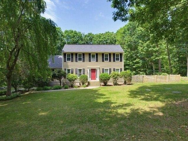 House for sale in Fiskdale, Massachusetts